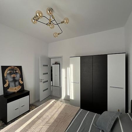 Apartament Premium 2 Camere Bragadiru エクステリア 写真